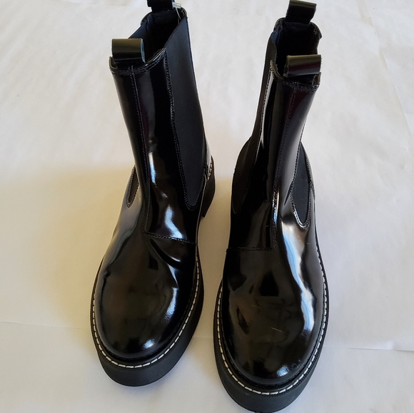 New Pilcro Anthropologie Black Patent Leather Chelsea Ankle Boot - Picture 7 of 14
